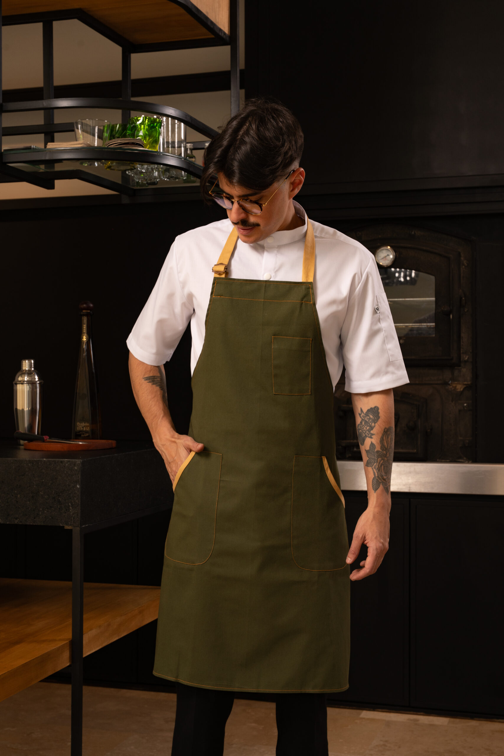 DELANTAL PECHERA WESTERN - COLOR VERDE - Imagen 4