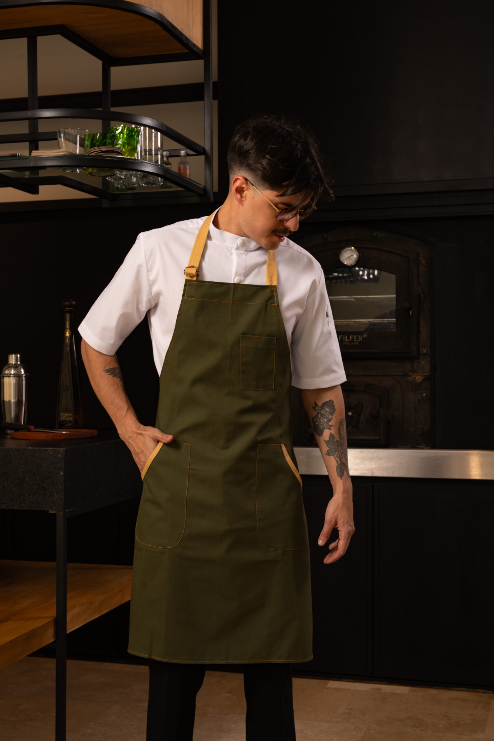 DELANTAL PECHERA WESTERN - COLOR VERDE - Imagen 3